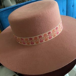 Pink lack of color hat